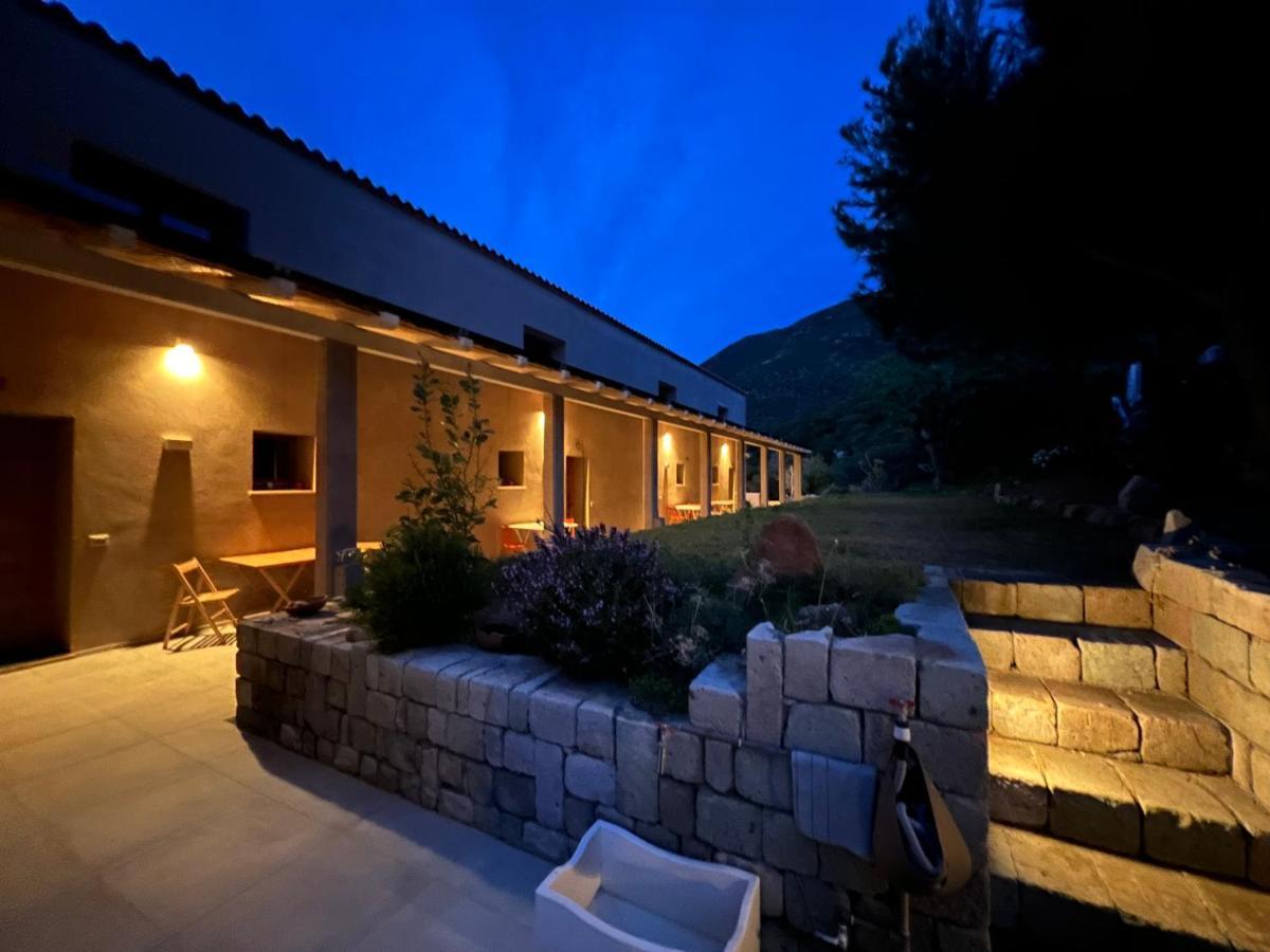 Alelca Domo Bed and Breakfast Buggerru Exteriör bild